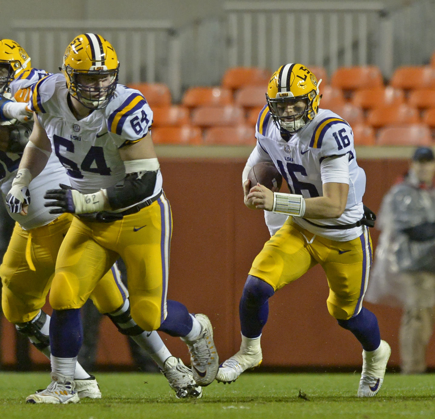 lsutenn.111917 HS 1489.JPG